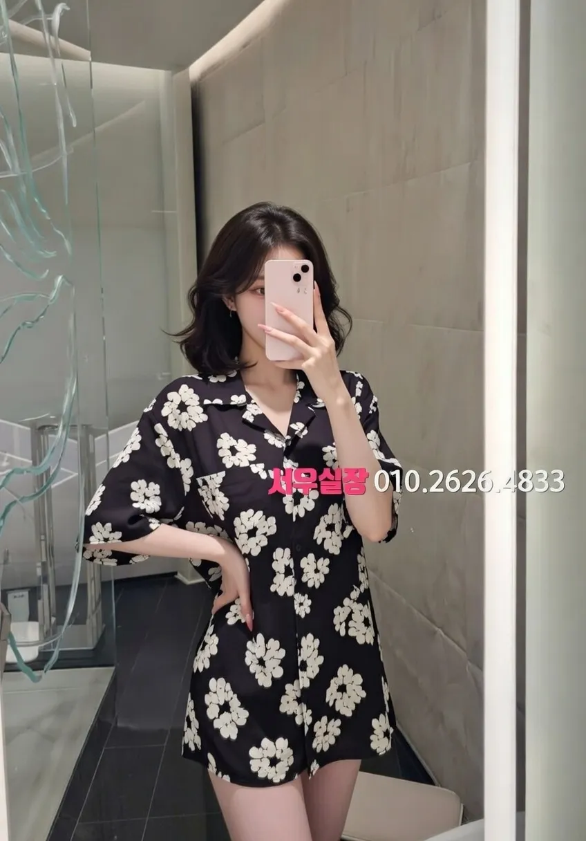 남대문 다국적노래클럽 프리미엄 라인업 39번 프로필